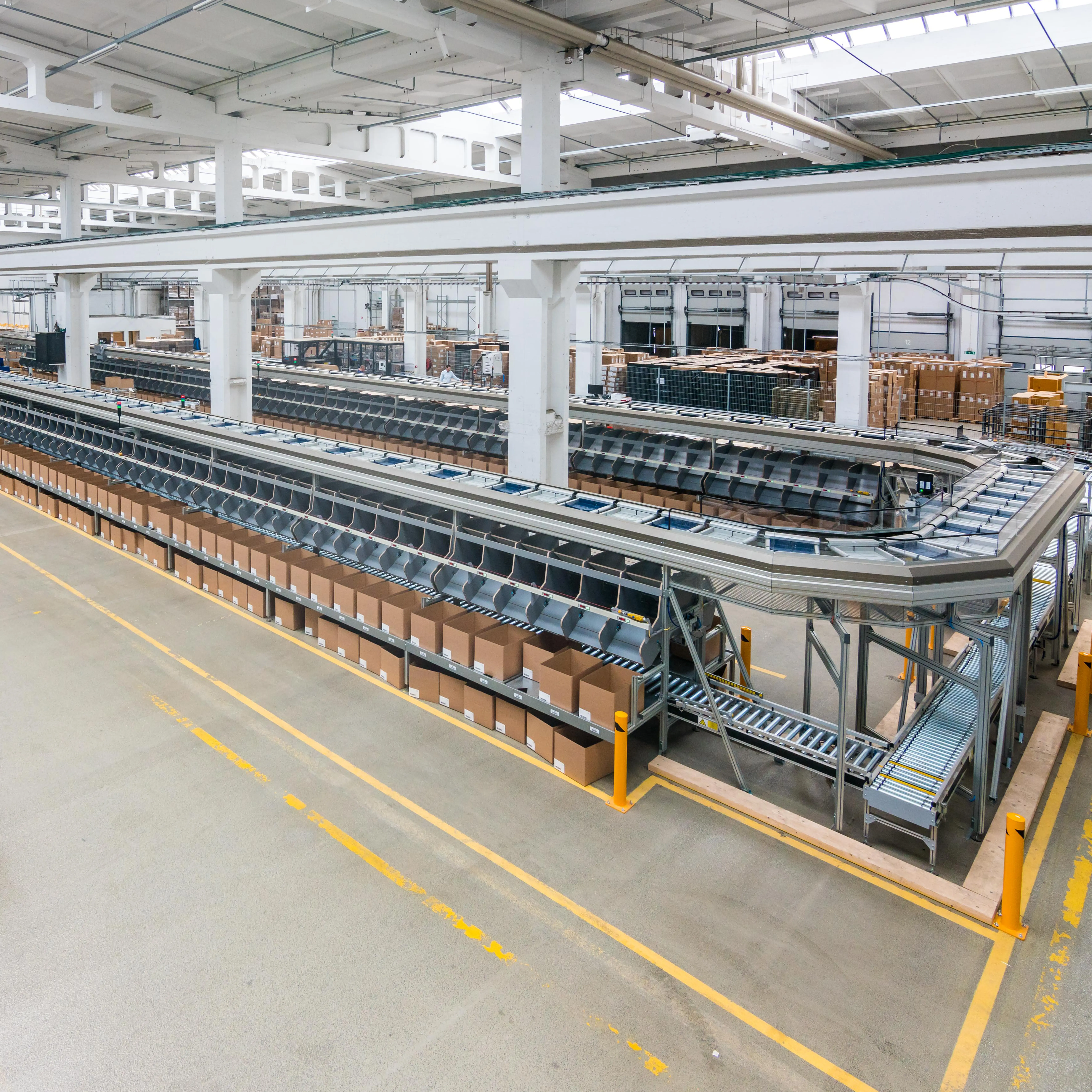 automated sorting,lower costs, higher efficiency, quick ROI l DistriSort